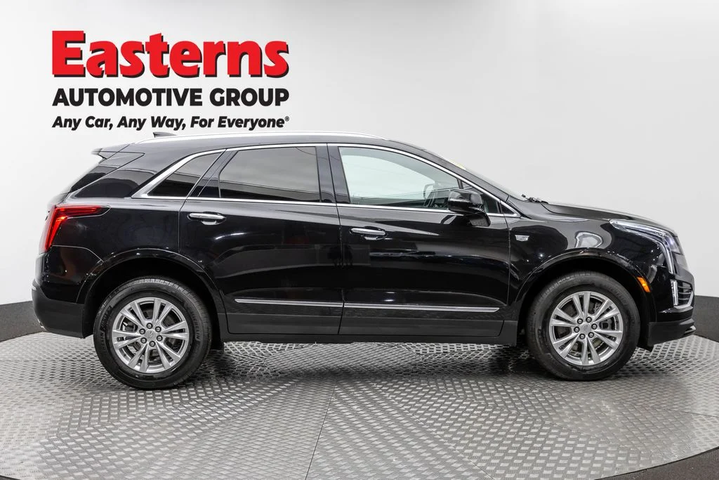 Used 2022 Black Cadillac Luxury image 4