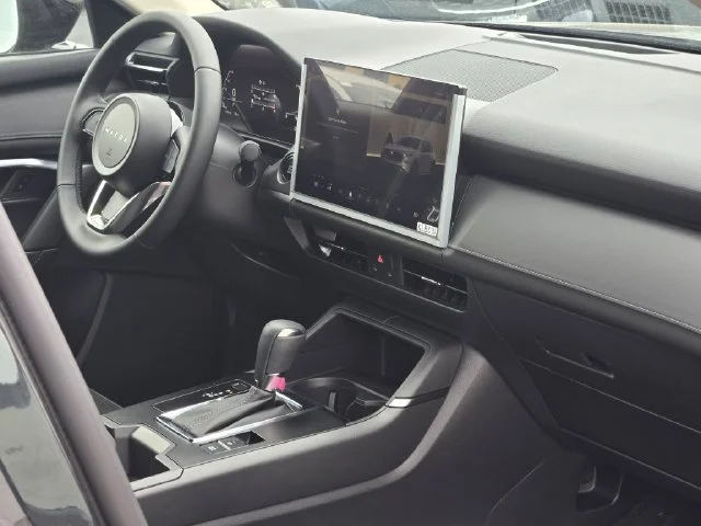 New 2026 Jet Black Mica Mazda 2.5 S Preferred AWD image 7