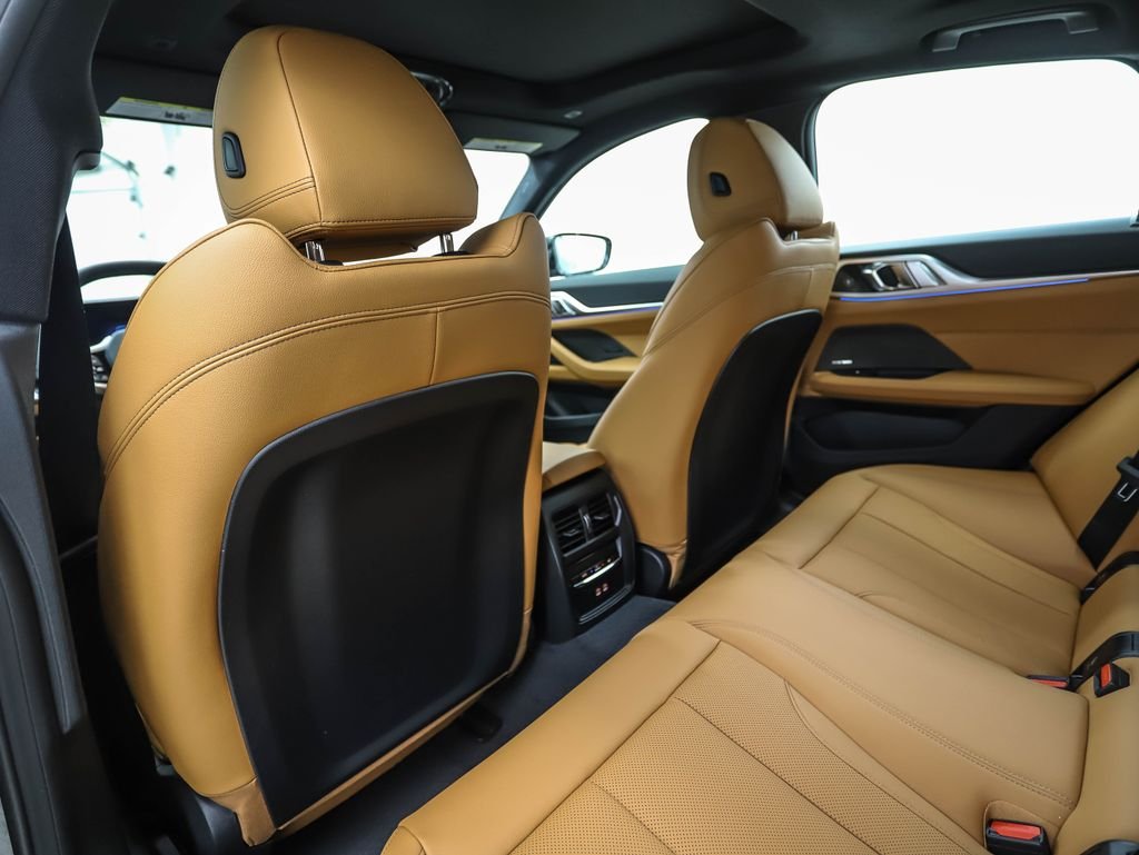 2025 BMW i4 40 - Photo 20