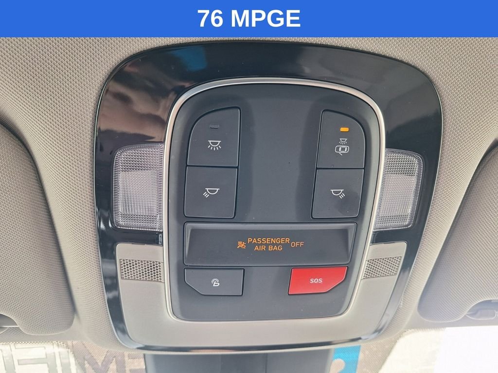 Certified Used 2023 Black Hyundai SEL Convenience image 19