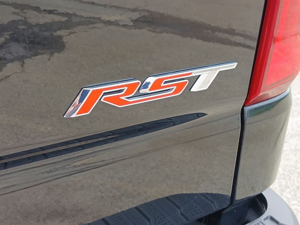 Used 2026 Black Chevrolet RST image 35