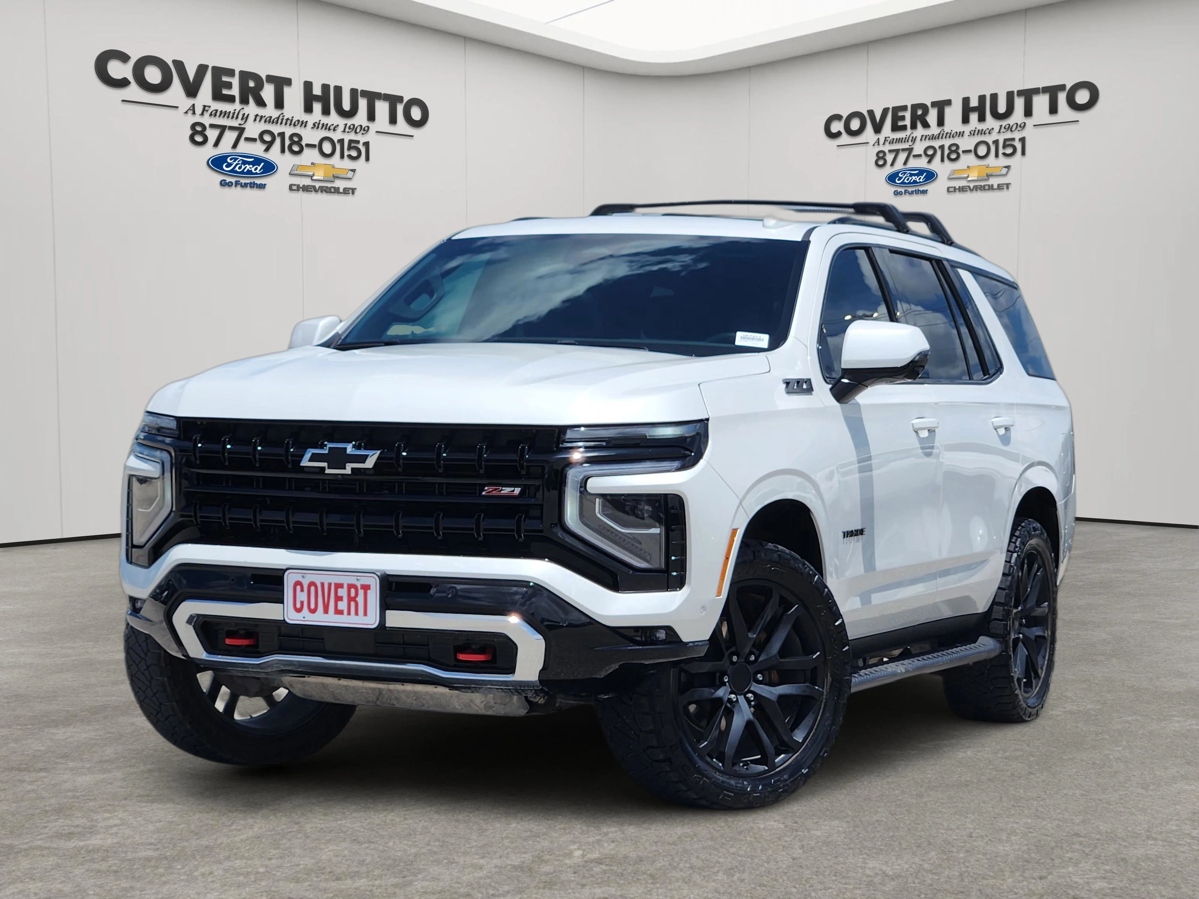 Used 2025 Iridescent Pearl Tricoat Chevrolet Z71 image 1
