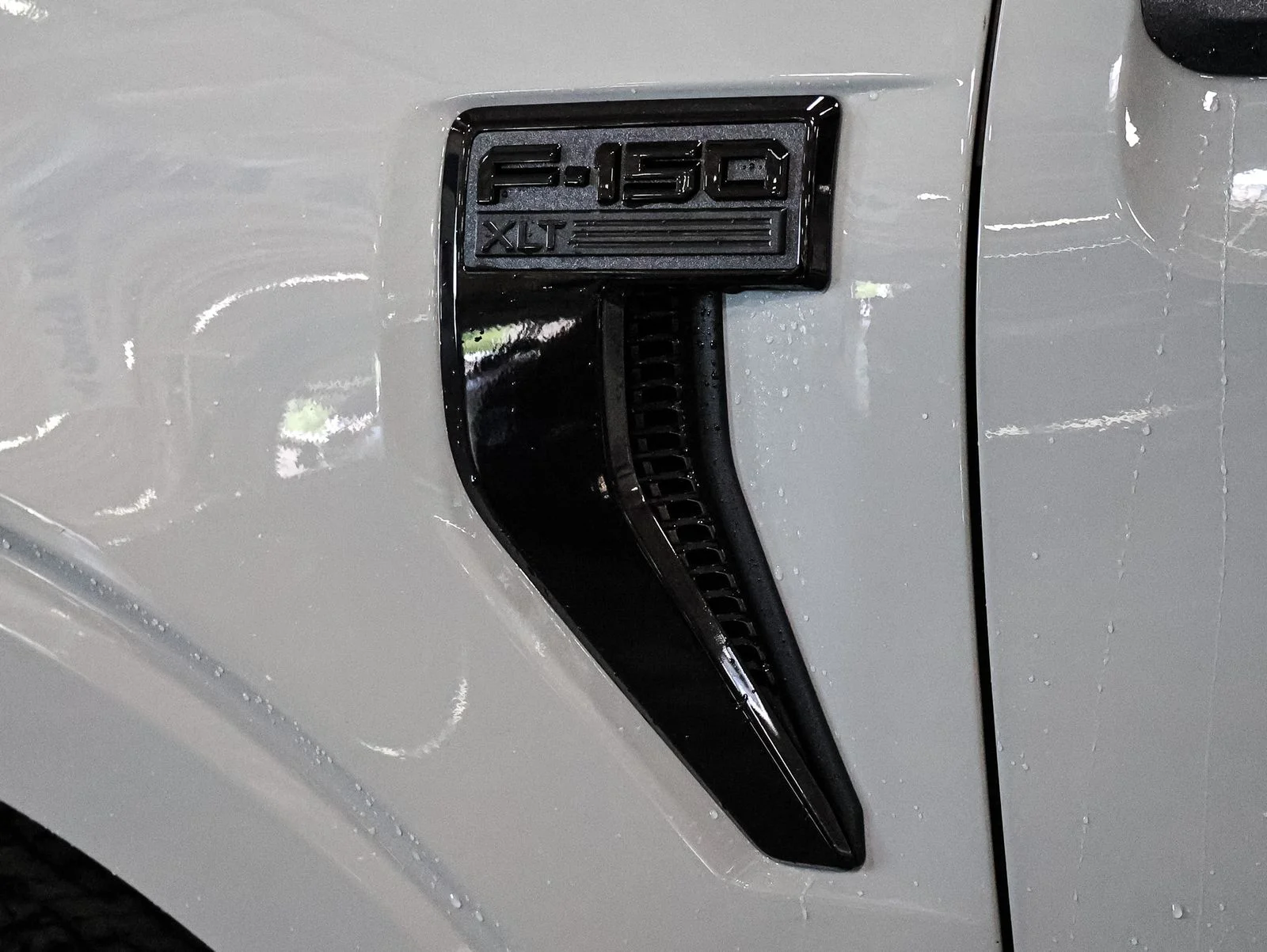 New 2026 Avalanche Ford XLT image 20
