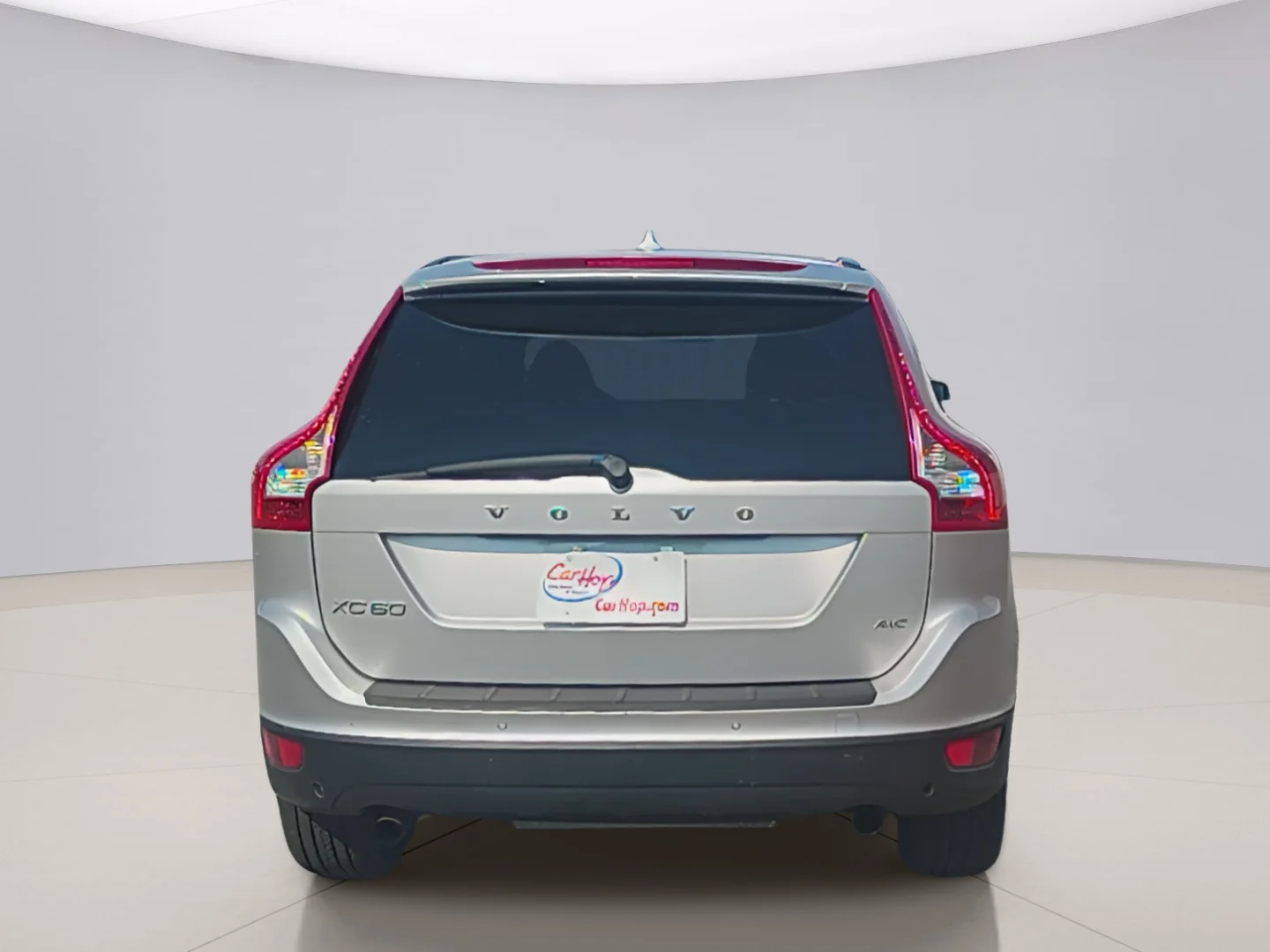Used 2011 Silver Volvo 3.2 AWD image 4
