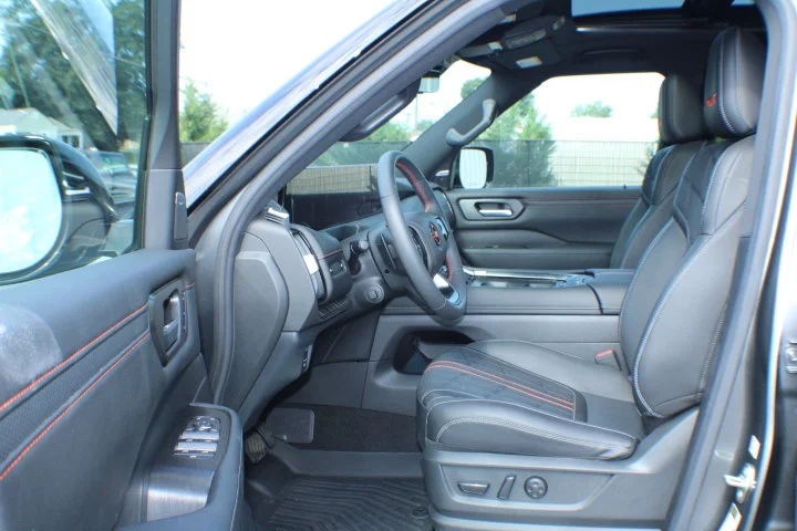 Used 2025 Gray Nissan PRO-4X 4WD image 14