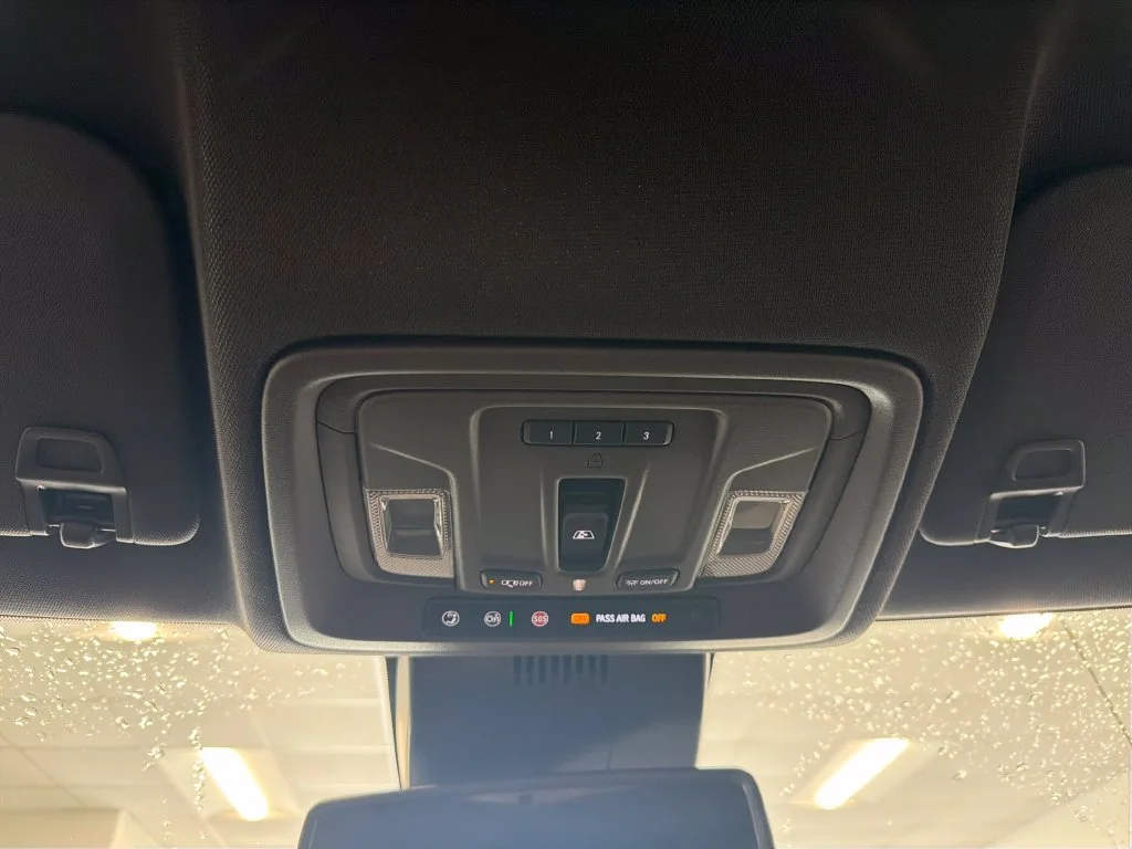 New 2026 Summit White GMC SLT image 18