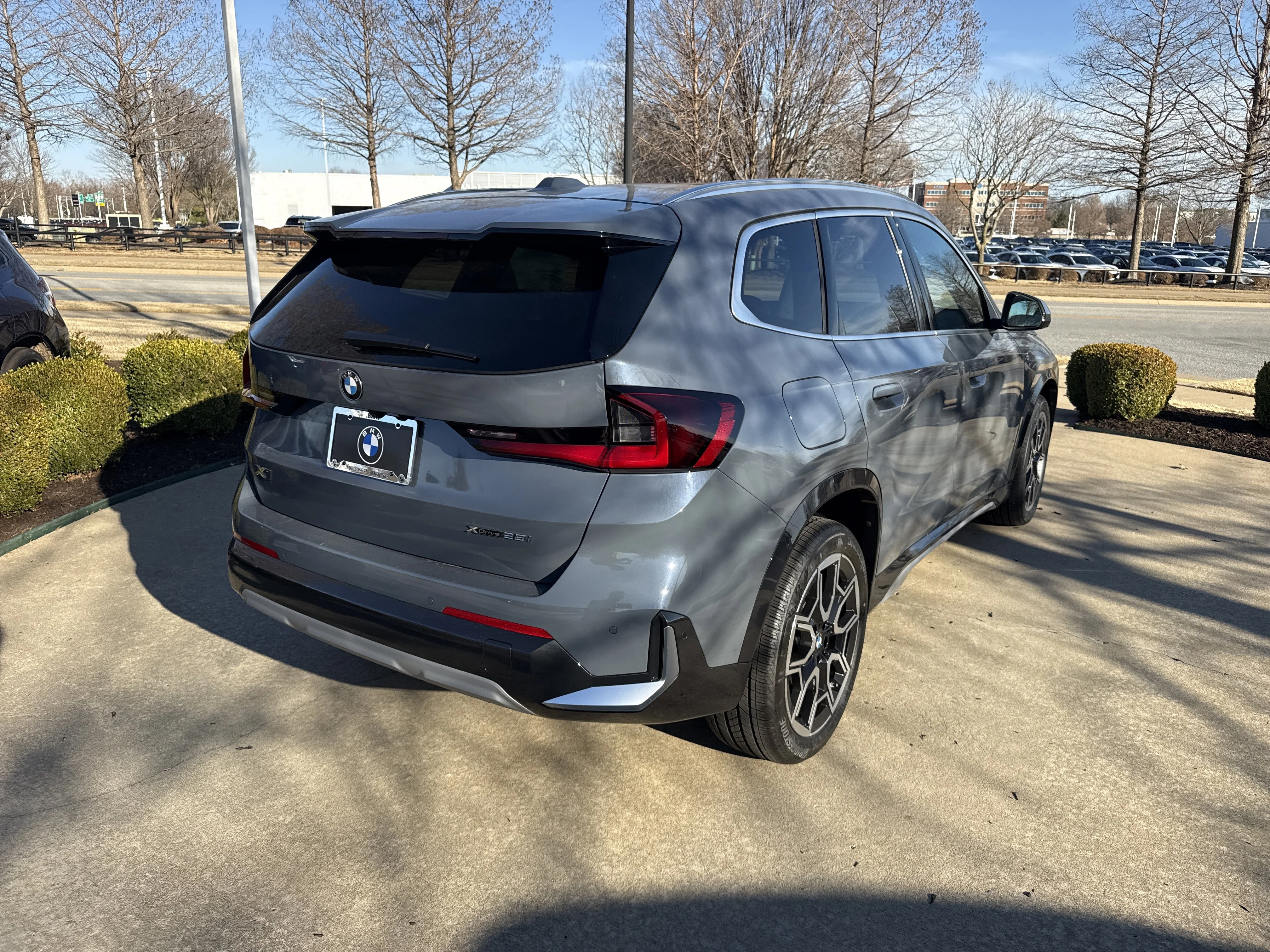 Used 2026 Storm Bay Metallic BMW xDrive28i image 5
