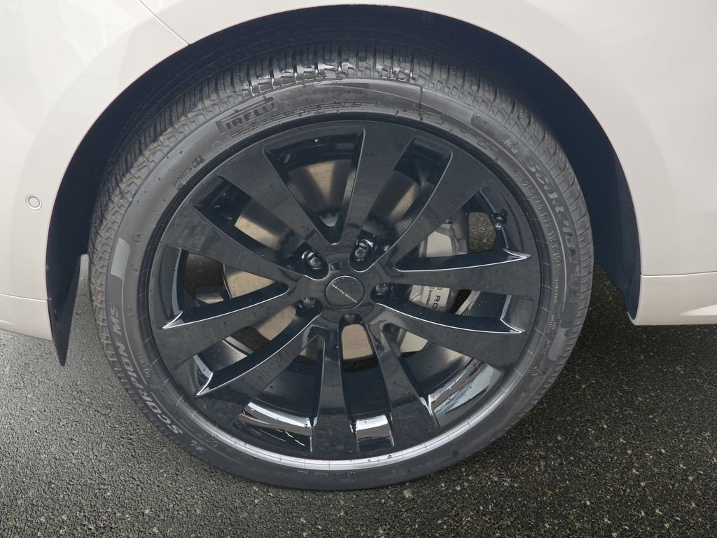 New 2027 Borasco Grey LAND ROVER Dynamic SE P400 image 22