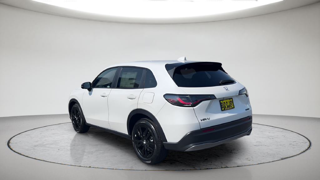 2027 Honda HR-V Sport - Photo 9