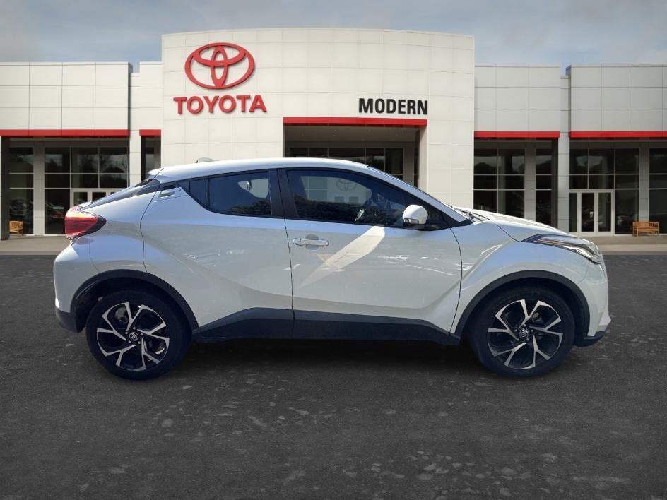 Used 2021 Blizzard Pearl Toyota XLE image 5