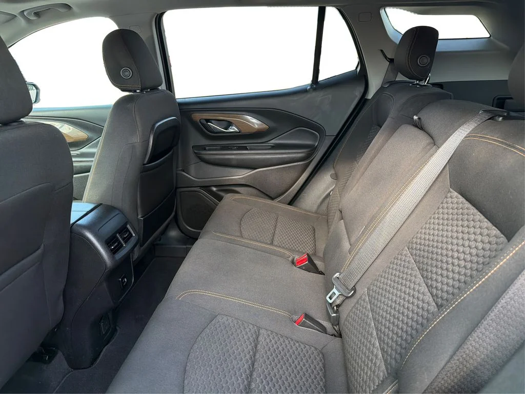 Used 2018 Coppertino Metallic GMC SLE image 11
