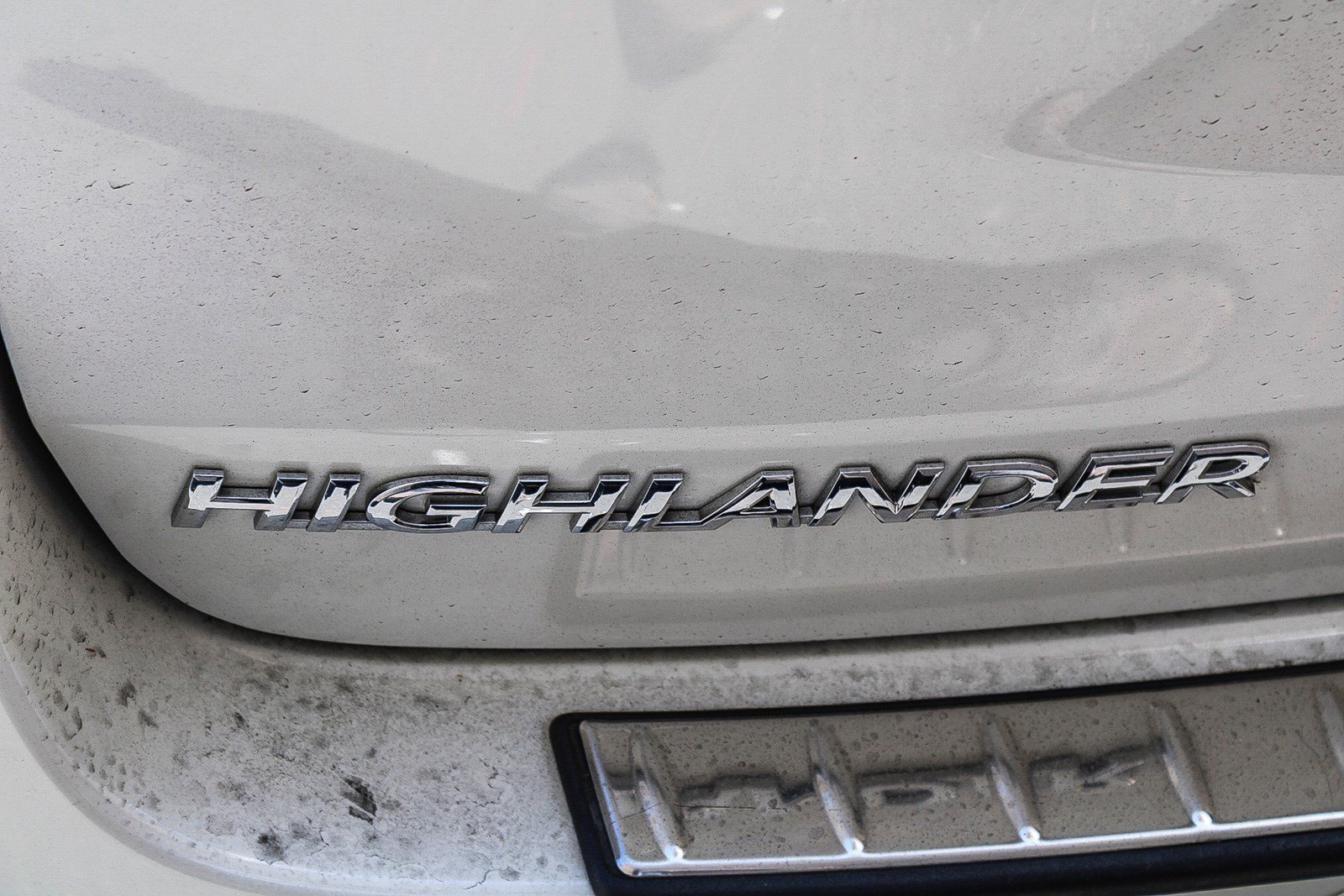 Used 2014 Blizzard Pearl Toyota Limited Platinum image 13