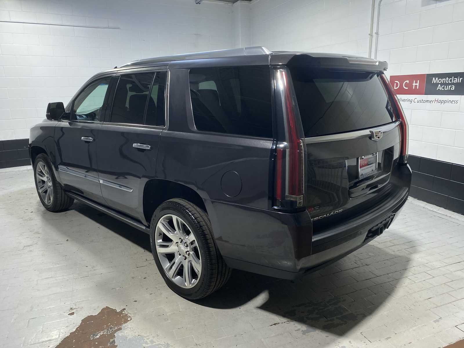 Used 2015 Dark Granite Metallic Cadillac Premium image 4