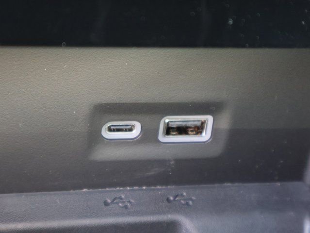 2026 GMC Yukon AT4 - Photo 29