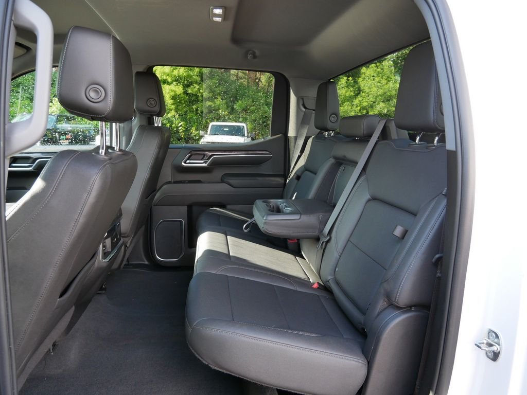Used 2023 White Chevrolet LTZ image 10
