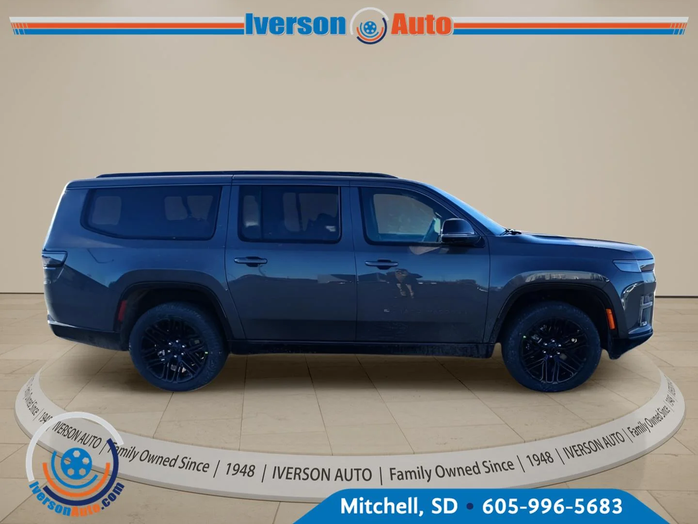 New 2026 Baltic-Gray Metallic Clear-Coat Exterior Paint Jeep Limited Reserve image 31