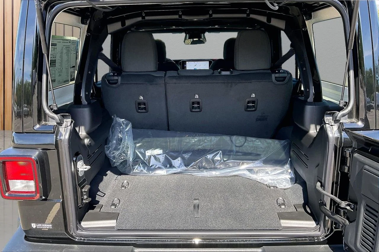 New 2026 Black Clearcoat Jeep Sport S image 21