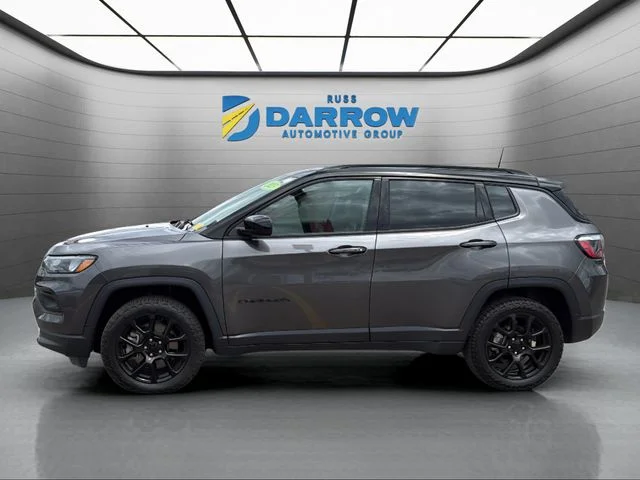 Used 2023 Gray Jeep Latitude image 2
