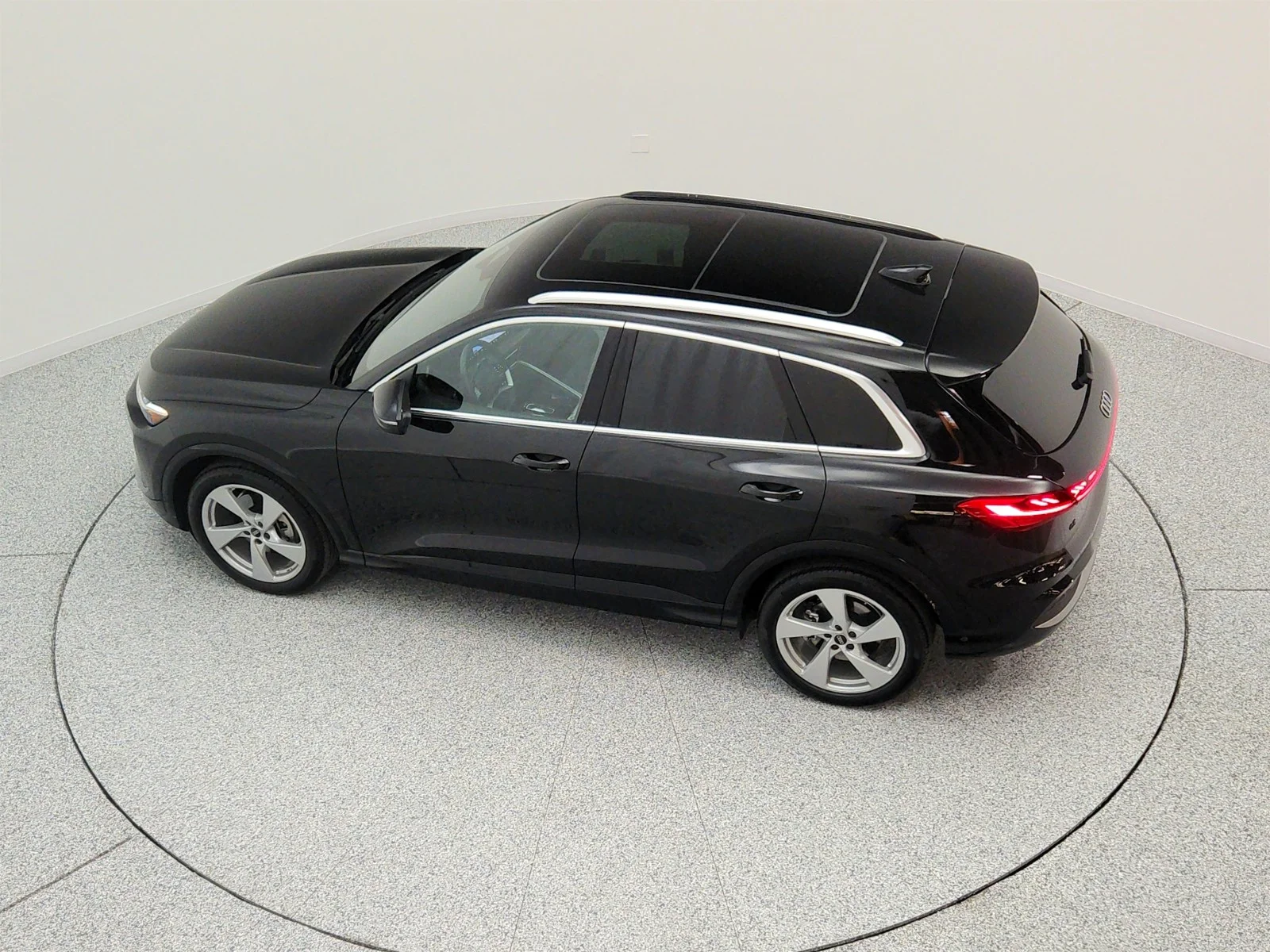 Used 2025 Mythos Black Metallic Audi Prestige 2.0 TFSI quattro image 29