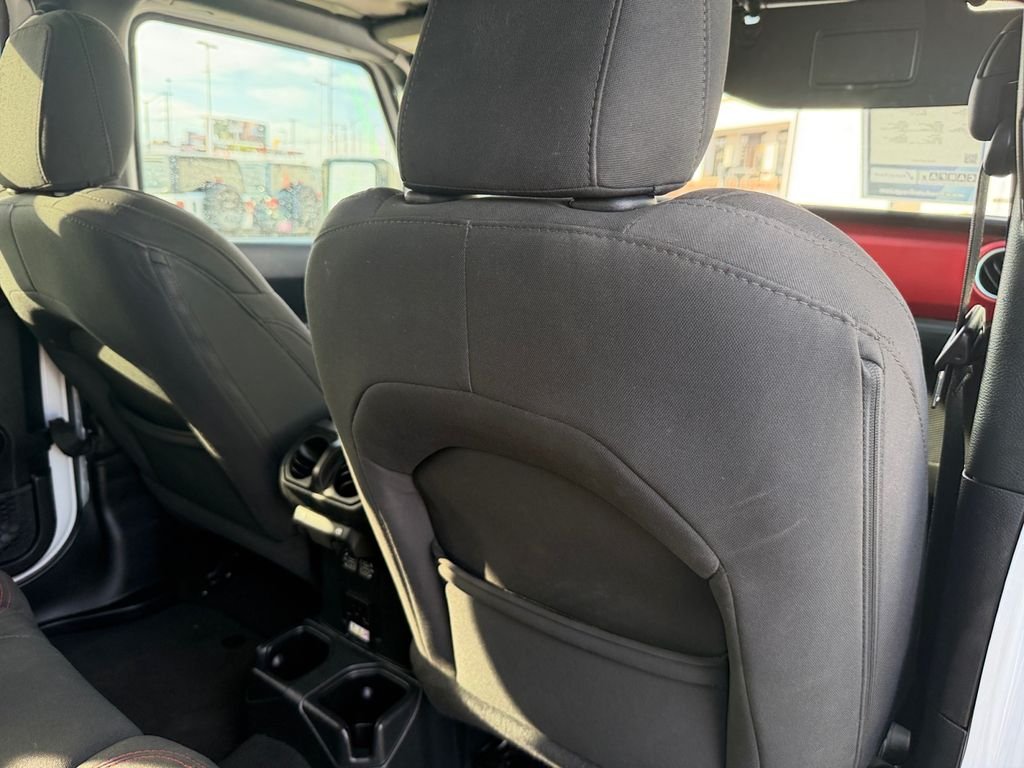 Used 2023 White Jeep Rubicon image 17