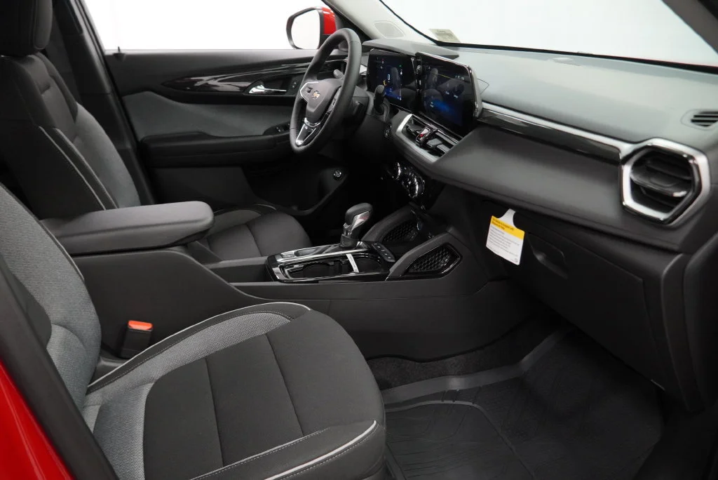 New 2026 Apex Red Chevrolet LT image 38