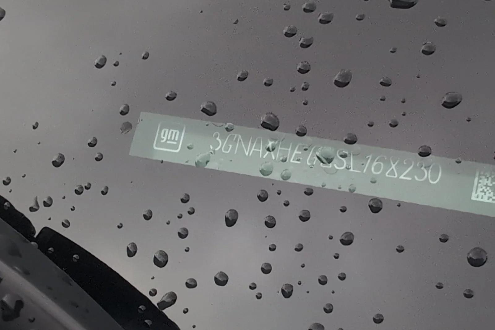 Used 2025 Mosaic Black Metallic Chevrolet LT image 14