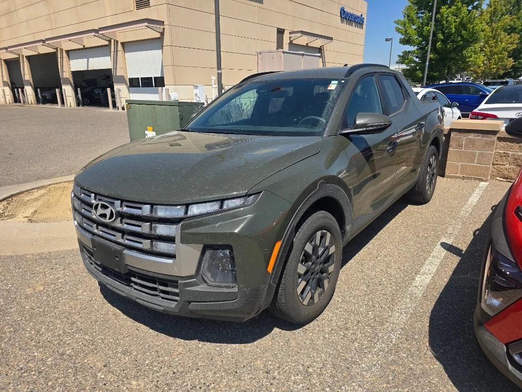 Used 2025 Rockwood Green Hyundai SEL Activity image 11