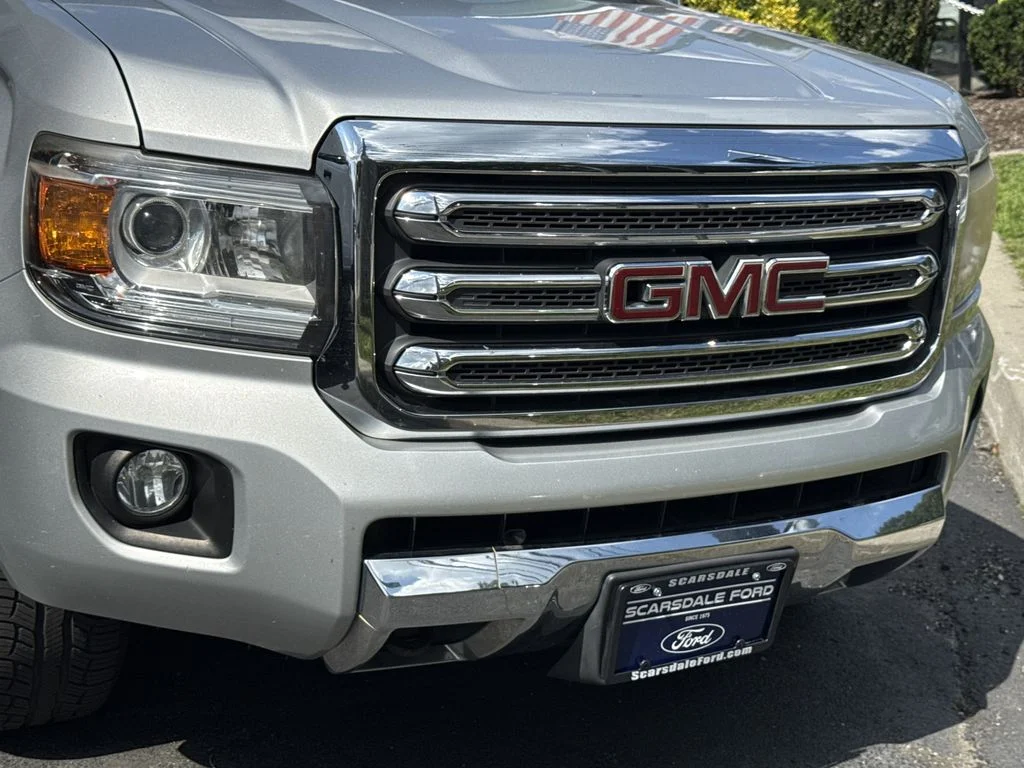 Used 2017 Silver GMC SLT image 8