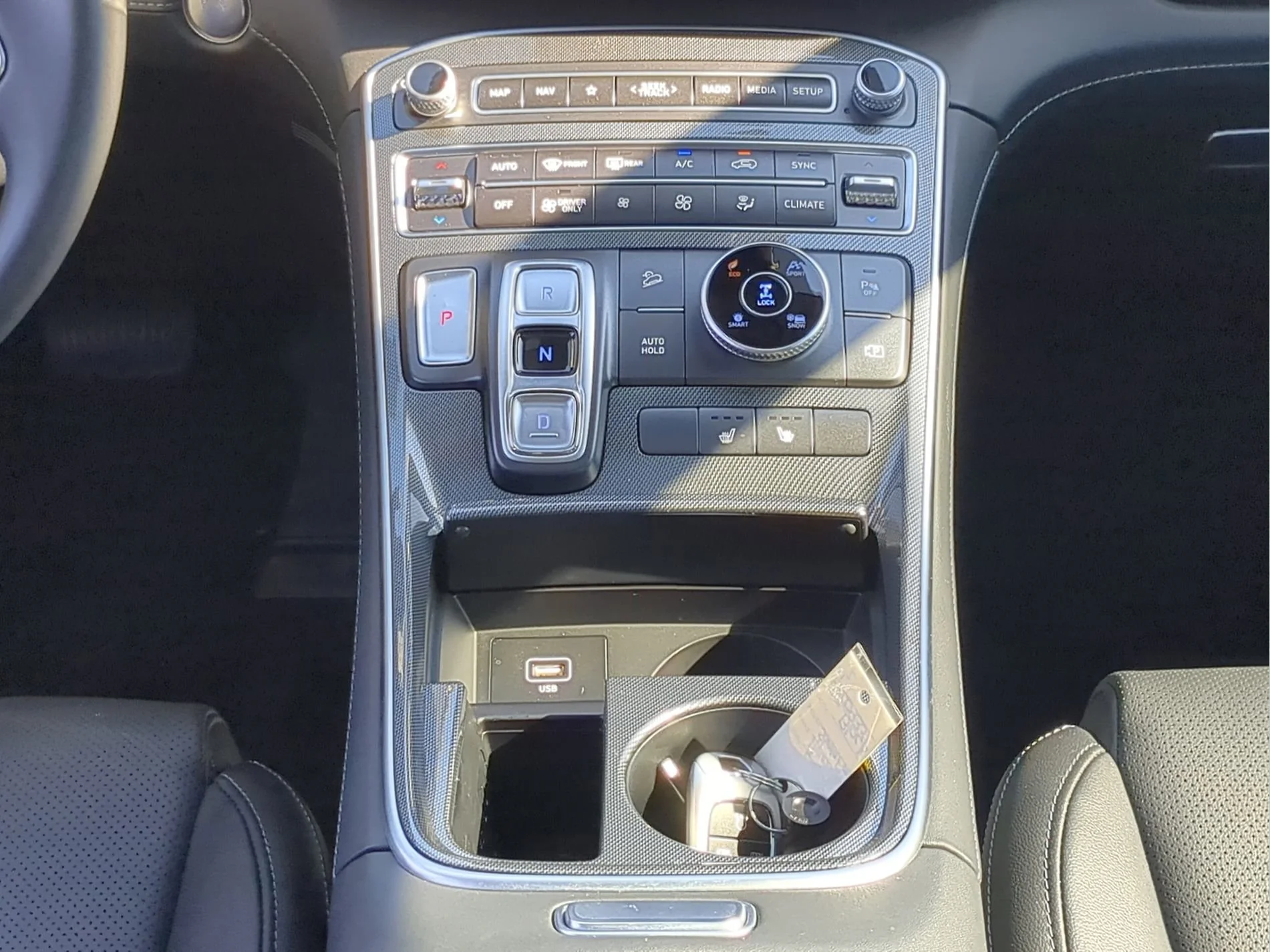 Used 2023 Twilight Black Hyundai SEL Premium image 15