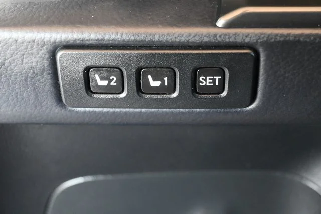 Certified Used 2023 BLACK Lexus 460 Luxury image 20