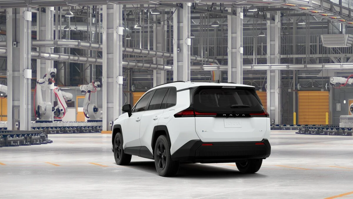 New 2026 Ice Cap Toyota LE image 7