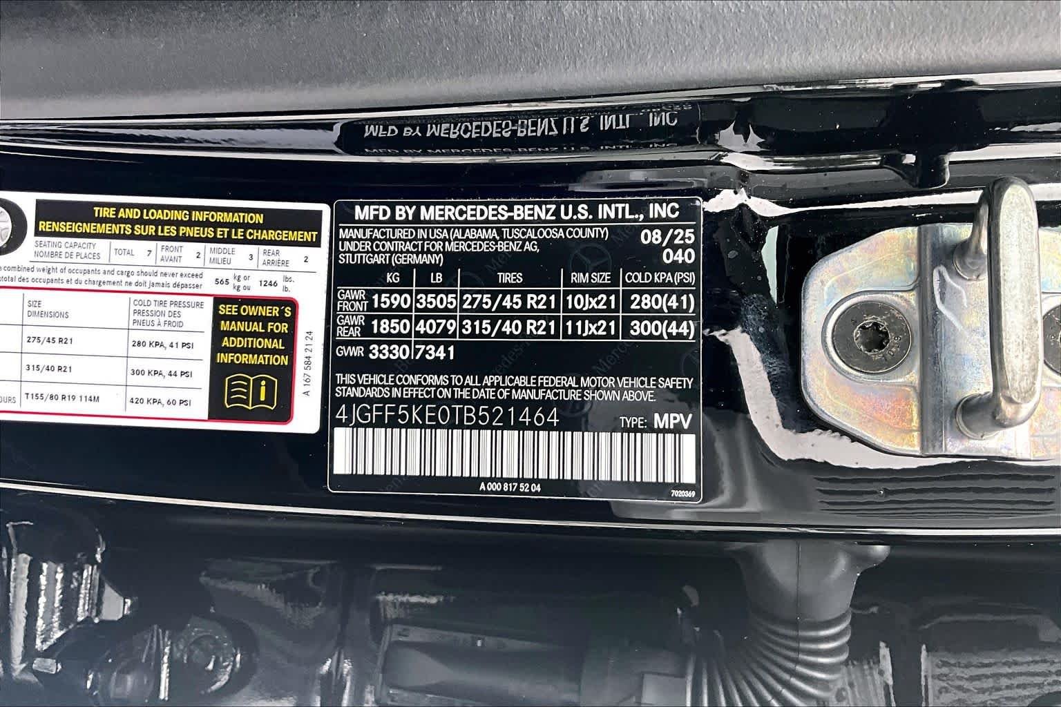 Used 2026 MANUFAKTUR Moonlight White Metallic Mercedes-Benz GLS 450 image 32