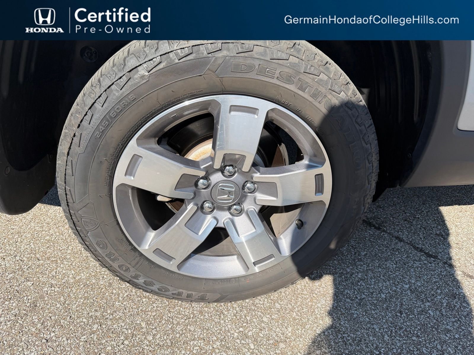 Certified Used 2024 Lunar Silver Metallic Honda RTL image 6