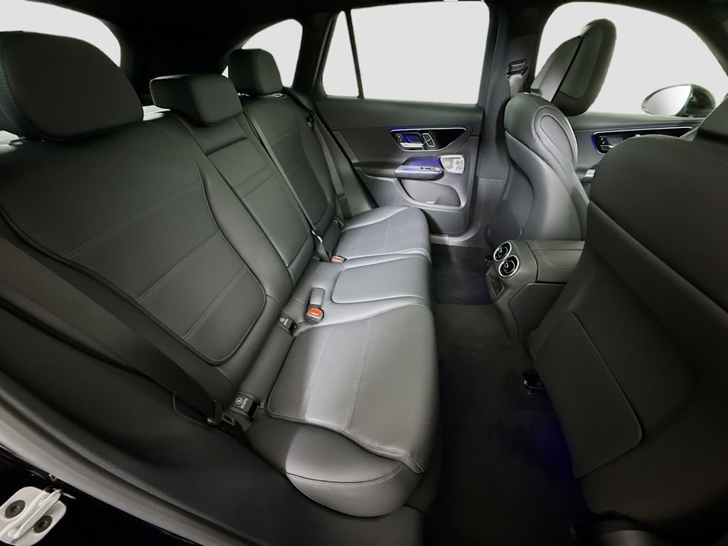 New 2026 Black Mercedes-Benz GLC 300 image 28