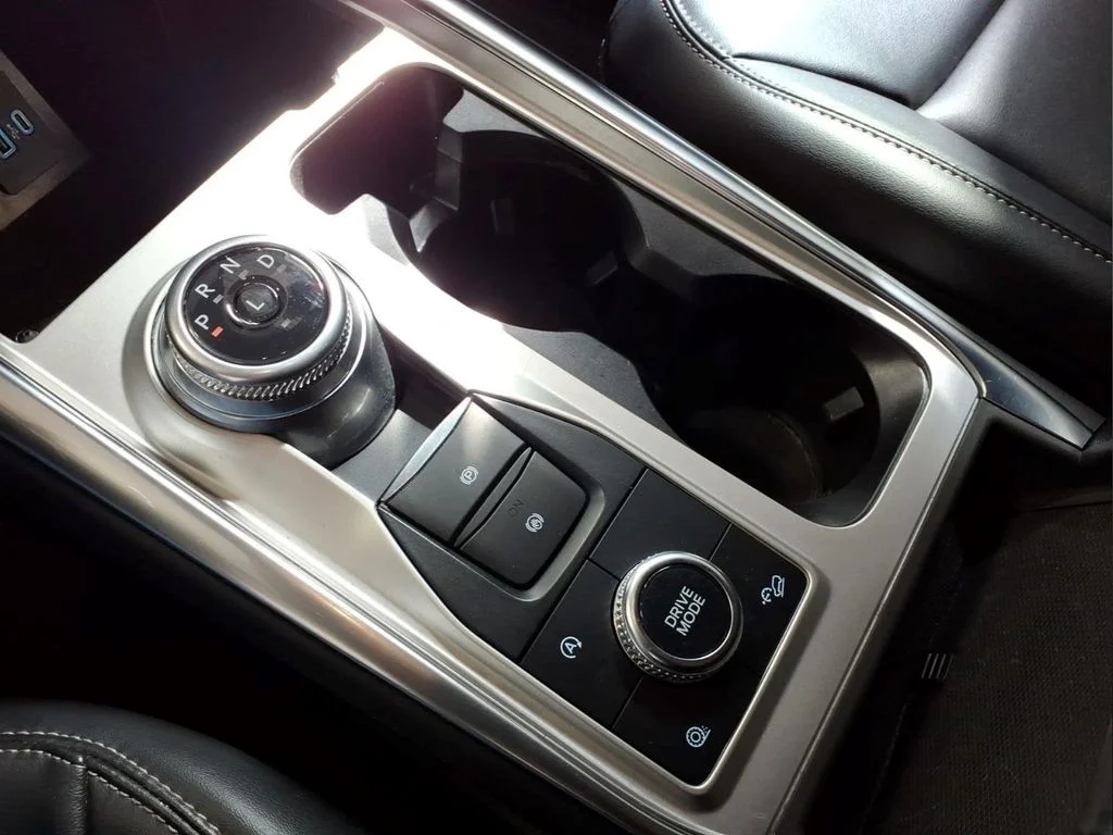 Used 2024 Gray Ford XLT image 10