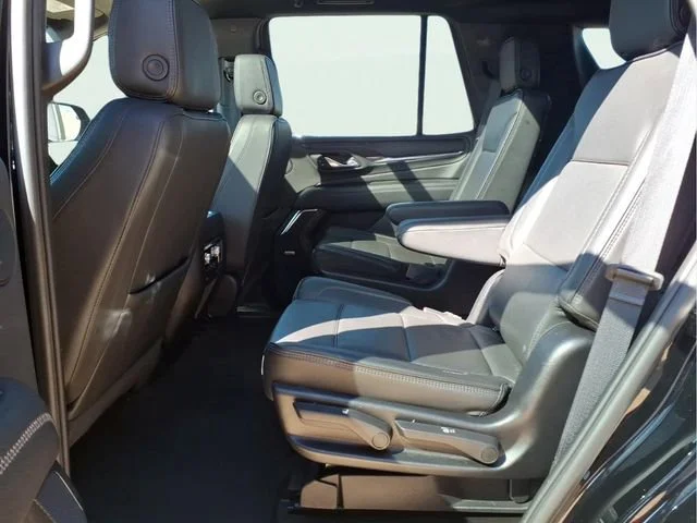 Used 2024 Onyx Black GMC Denali image 22