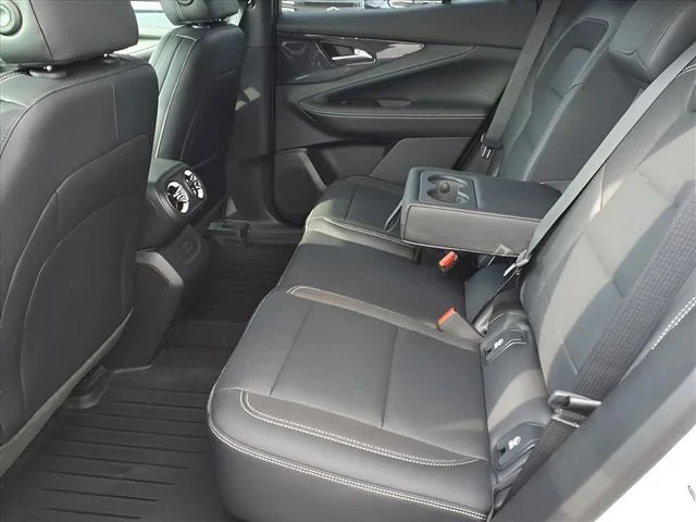 New 2026 Summit White Chevrolet LT image 18