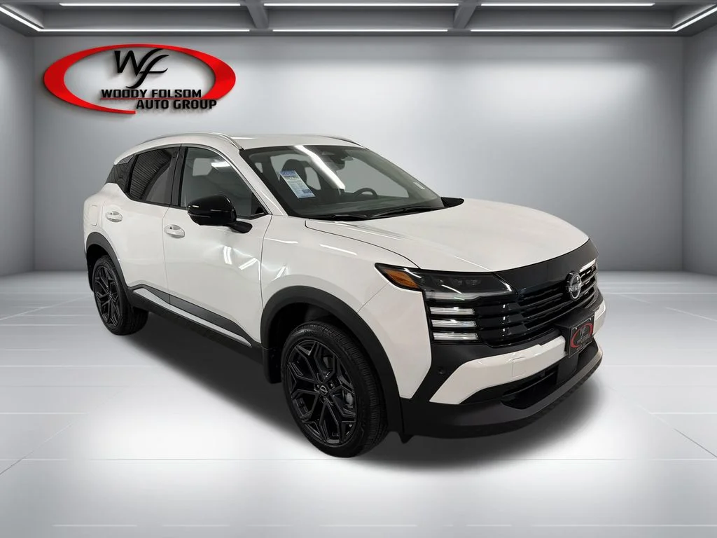New 2026 Aspen White TriCoat Nissan SR image 3