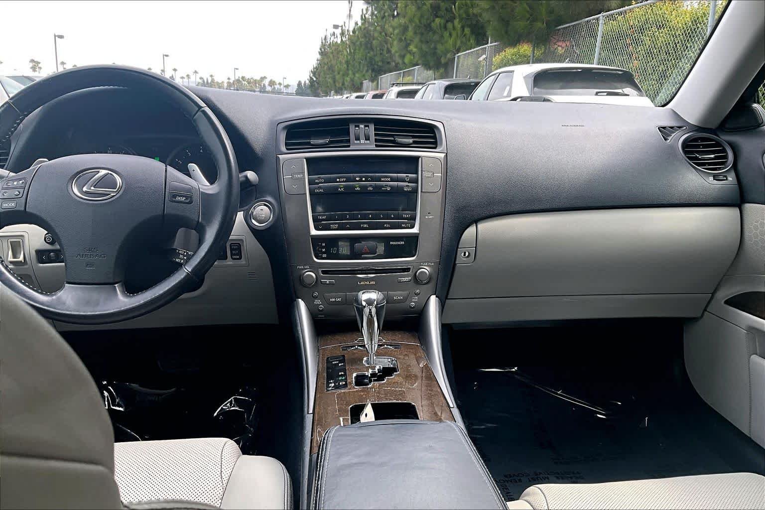 Used 2009 Smoky Granite Mica Lexus  image 33
