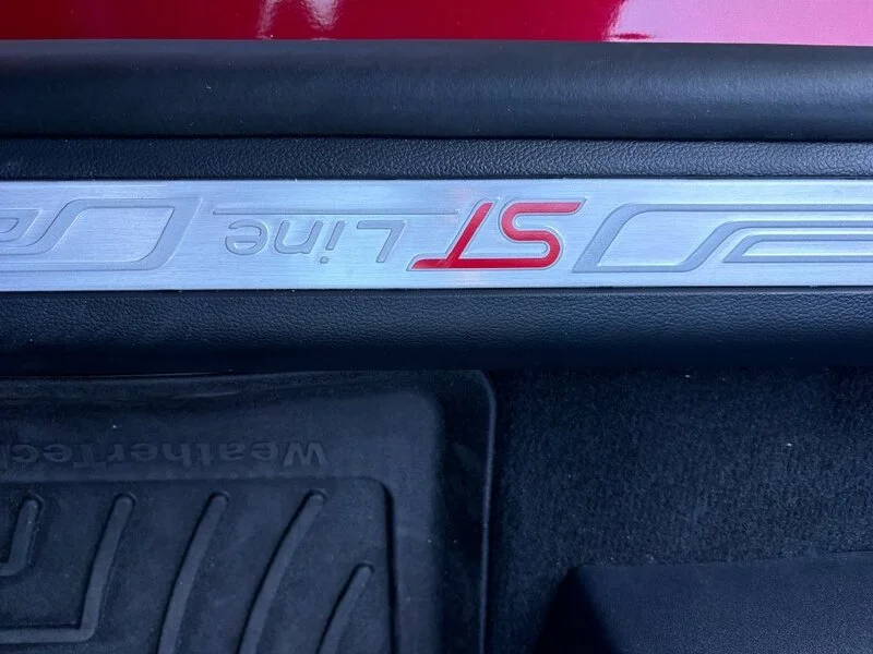 Used 2026 Red Metallic FORD ST-LINE image 31