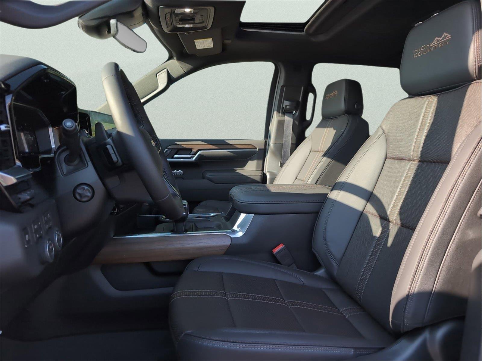 New 2026 Polar White Tricoat Chevrolet High Country image 30