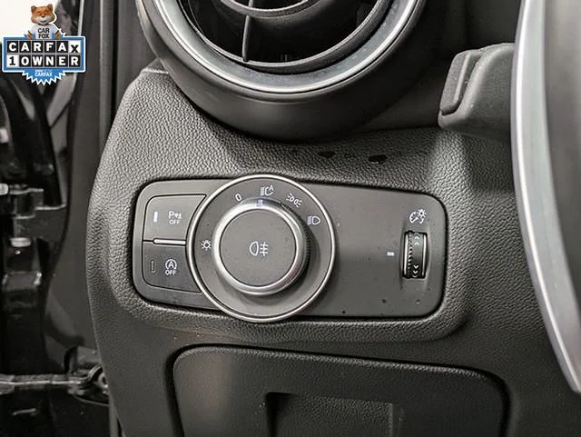 Used 2024 Black Alfa Romeo  image 23