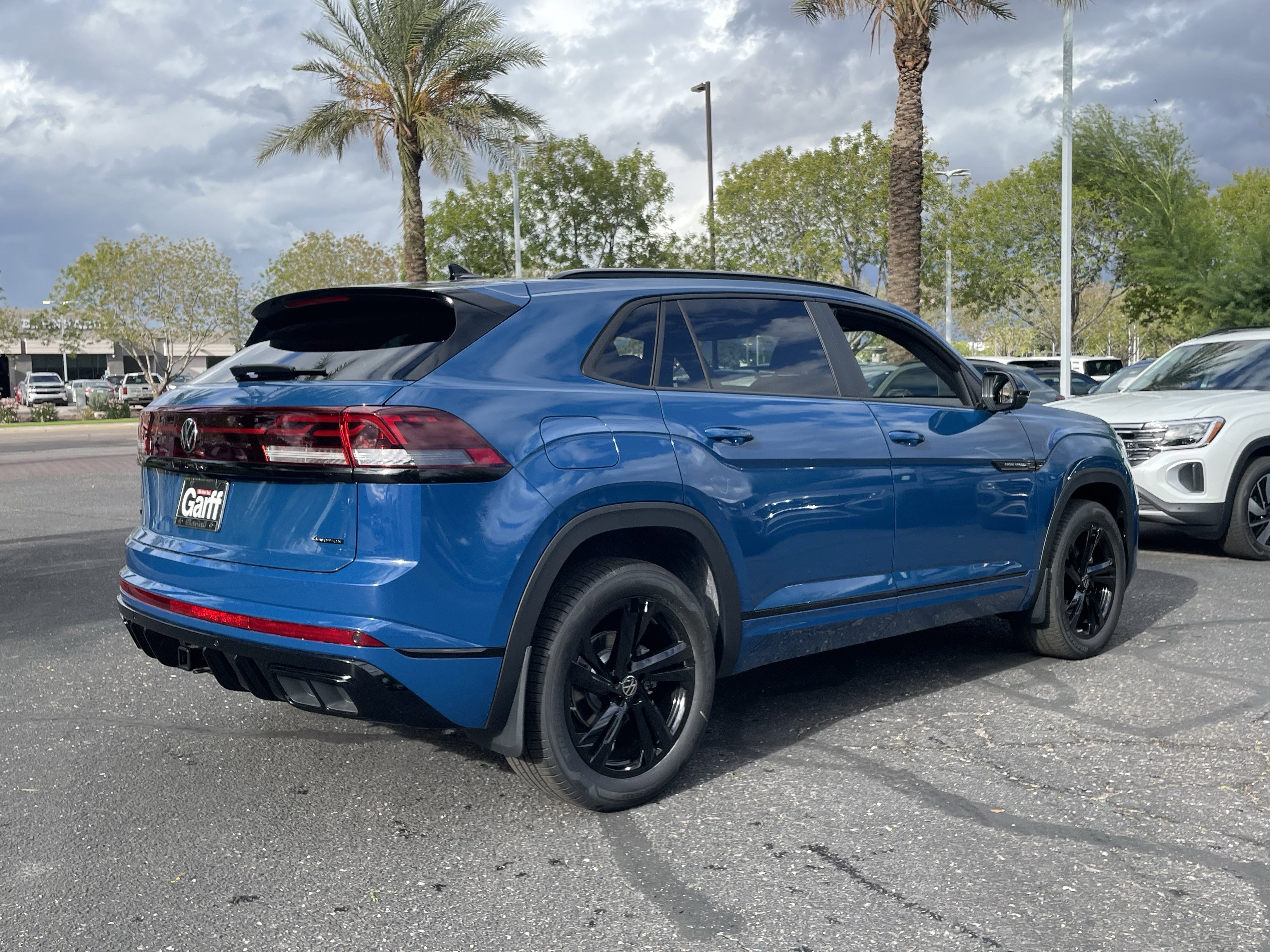 New 2026 Mountain Lake Blue Metallic Volkswagen 2.0T SEL R-Line Black image 3