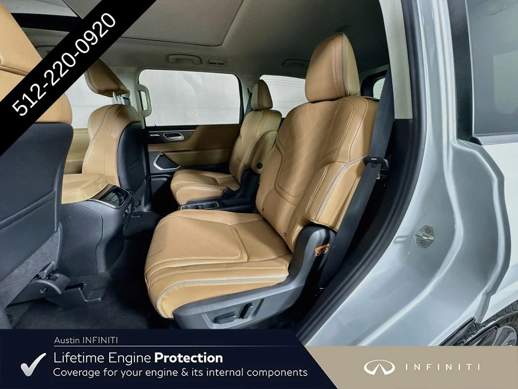 New 2027 White INFINITI LUXE image 31