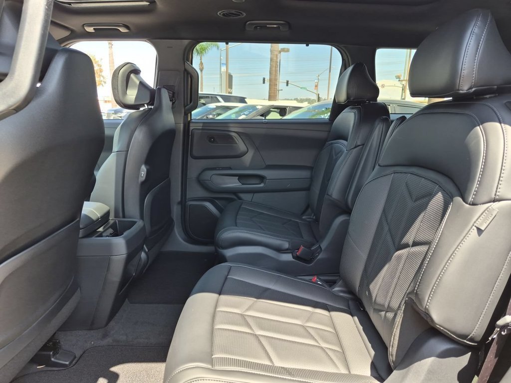 New 2027 Terrain Brown Kia X-LINE SX image 22