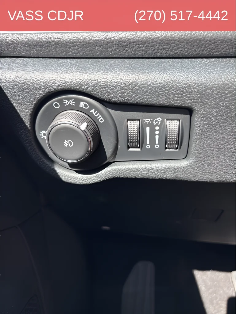 2026 Chrysler Pacifica Limited - Photo 16