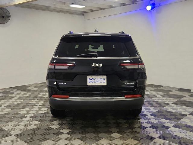 Used 2025 Black Jeep Laredo image 6