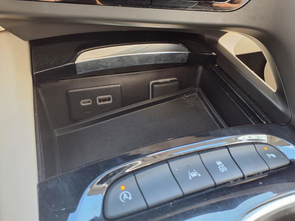 Used 2022 Cinnabar Metallic Buick Preferred image 21