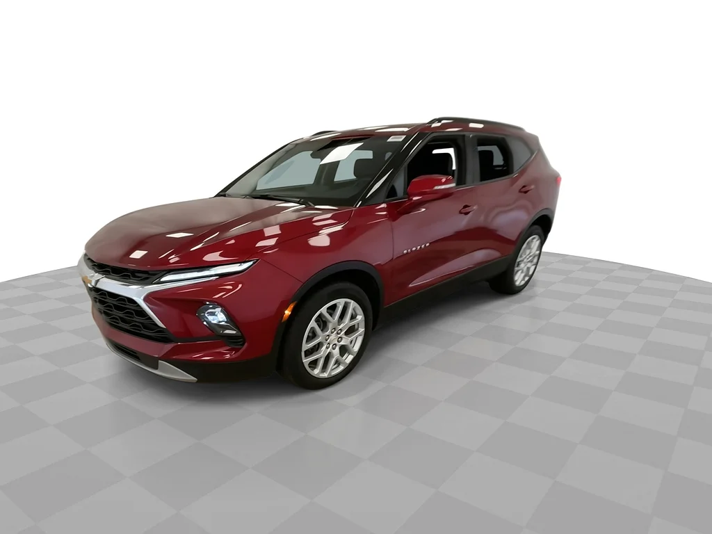 Used 2024 Radiant Red Tintcoat Chevrolet LT image 5