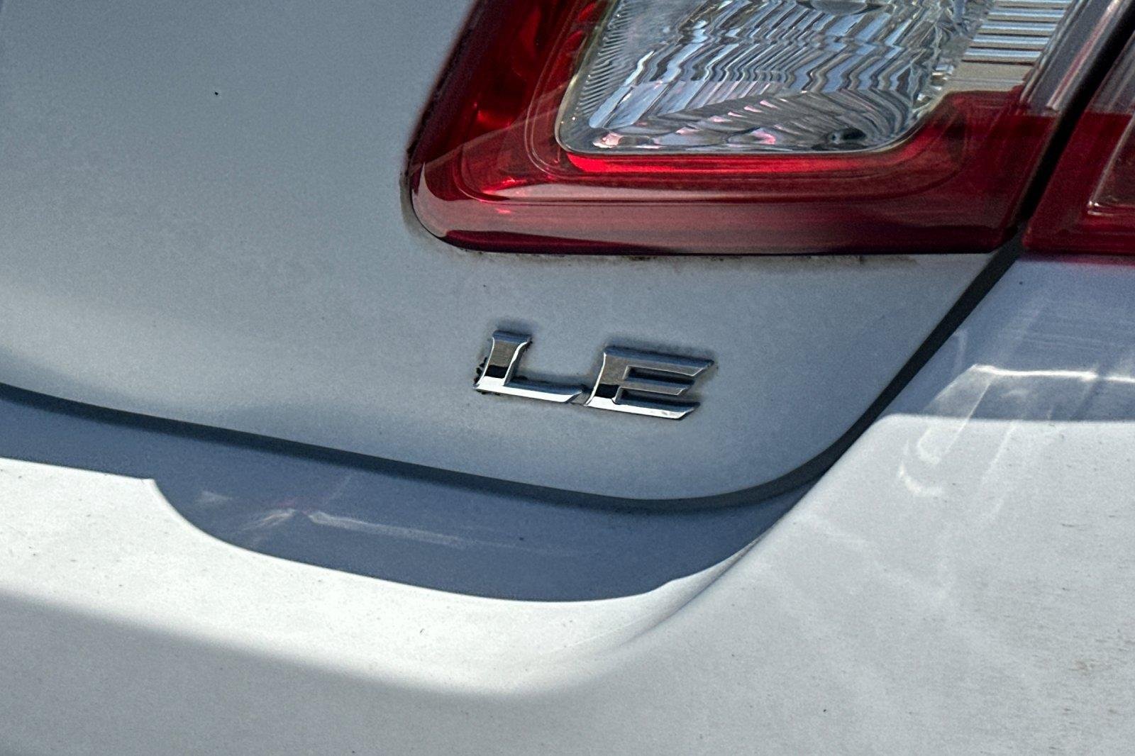 Used 2010 Super White Toyota SE image 22
